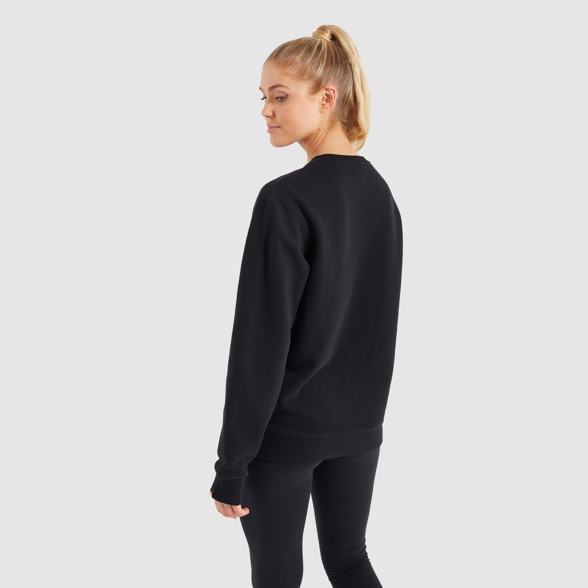 ellesse Women's Crew Sweatshirt – NewCo Brands